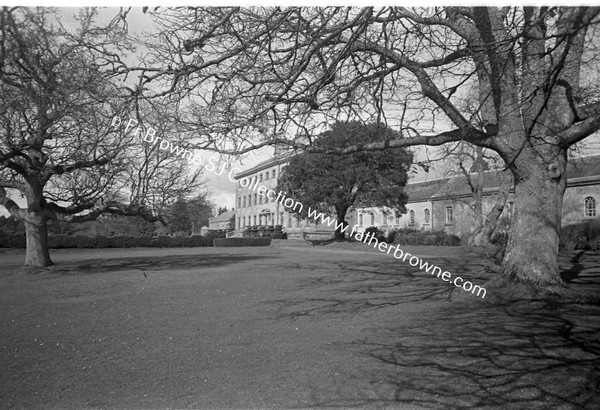 HEADFORD HOUSE  THE ROSE GARDEN